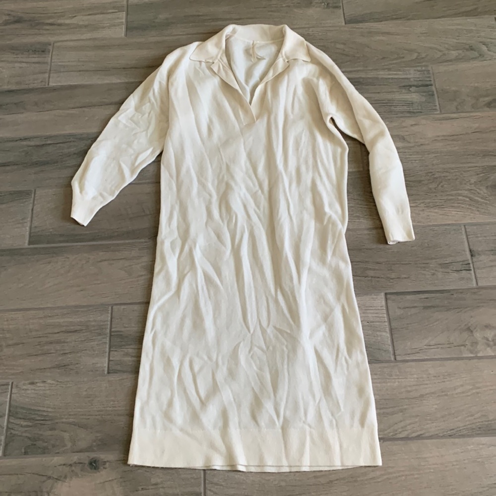 The group babaton white dress